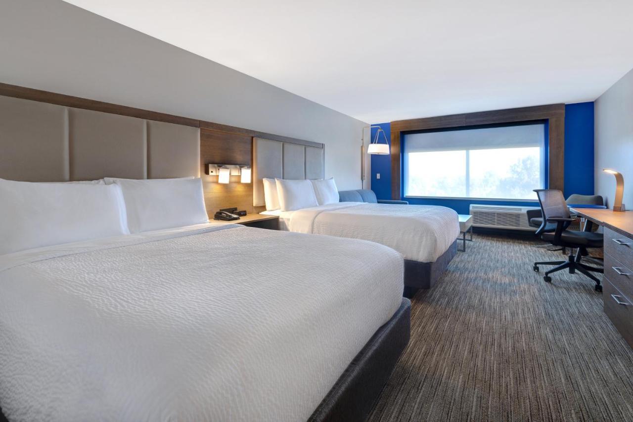 Holiday Inn Express & Suites - Brighton By Ihg Dış mekan fotoğraf