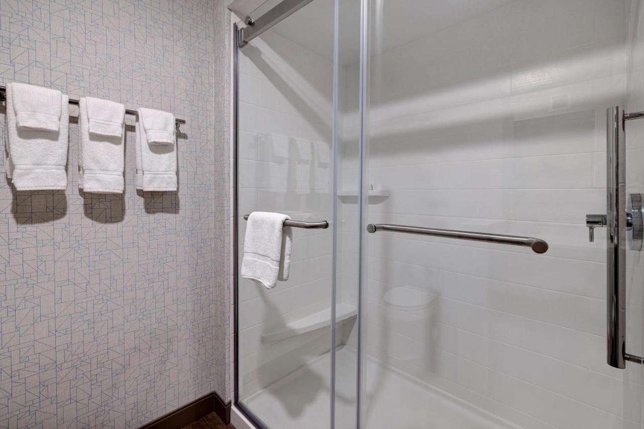 Holiday Inn Express & Suites - Brighton By Ihg Dış mekan fotoğraf